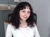 I’m into hard rock, surf rock and epic movie soundtracks – Metallica vibes always welcome. I love horror, thrillers and sci-fi (Evil Dead, Resident Evil, Hellraiser, Event Horizon… yes, I have a weakness for dark stories