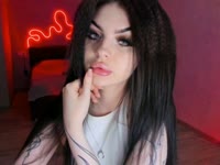 My green eyes have already captured more than a few hearts—are you ready to look into them and never leave?
I’m saving up for my very first car and dreaming of the moment I finally get my driver’s license. One day, I’ll be in Tokyo visiting the Harry Potter museum. Who knows, maybe you’ll be the one walking those streets with me.
Sometimes you can find me at the gym, but more often I’m in my cozy space, binge-watching series or enjoying the perfect lazy day when I don’t have to go anywhere. My mornings start with water or raspberry tea… and my evenings? Maybe with the two of us, daring each other to see who gives in first.
I’m kind, caring, sometimes emotional—but always real. I believe in kindness, and I start with myself. And maybe I can read your thoughts right now.
So tell me… if you were in my place, what would you do? Maybe tonight we start our story.