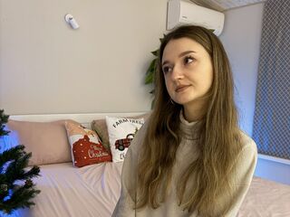 teaser cam CyrenaLuxe