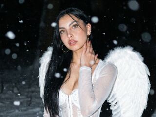 naked webcamgirl EmilianaEscobar
