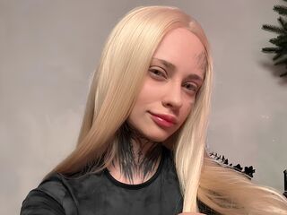 sexy webcamgirl pic JulianeVerdier