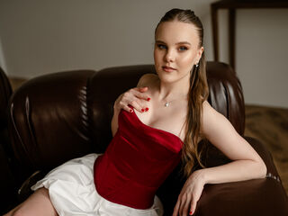 free chat room LiliLohan