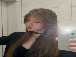 fingering webcamgirl picture MarisolKiraly
