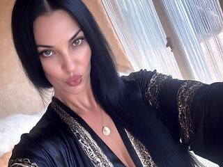 camgirl webcam MiaMontal