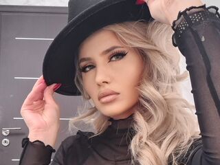 adult chat MoniqueSin