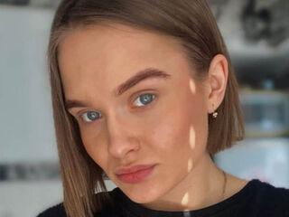 jasmin live cam MyriamQuinnan