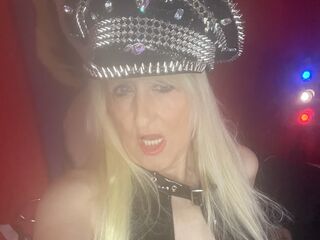 squirting cam girl GodessLulu