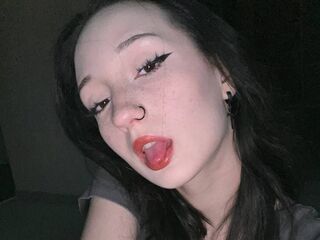 hot camwhore AccaBelow