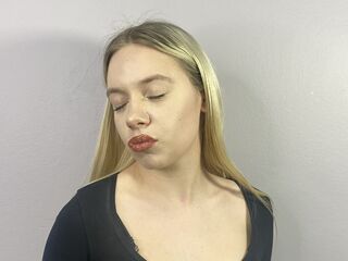 flirt chat room AlicaCafarella