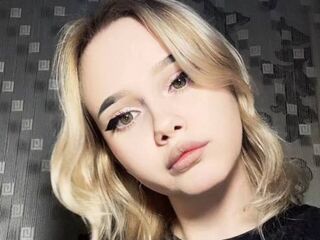 sexwebcam picture AlmaLonabaugh