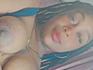 chat room webcam photo AndyCrux