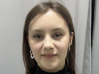 dirty web cam BattyDrake