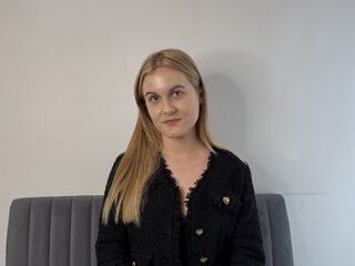 free jasmin livesex BellaMonson