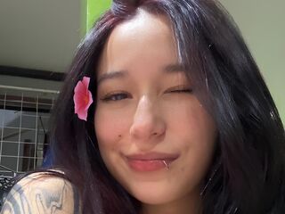 girl webcam CamiLewit