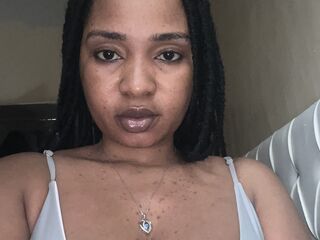 naughty cam girl CarolineJames