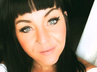 camgirl chat room CharlieRockefela