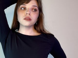 chat live cam ChrissyHolgerson