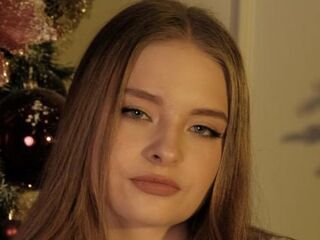 naked girl with webcam fingering pussy CindiBrunot