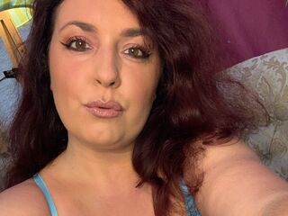 live cam girl pic CurvyBellala