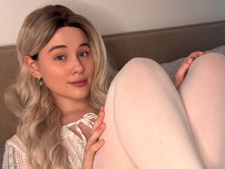 adult live webcam DeluaMoon