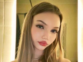 camgirl porn web cam DiannaLoiseau