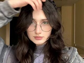 girl cam naked DianneBrowie
