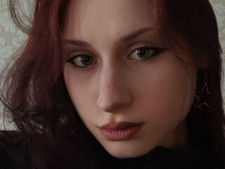 camwhore fingering pussy DiedraTousant