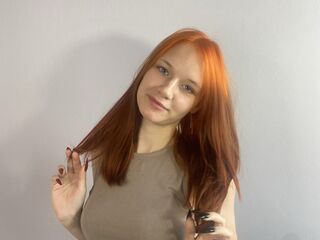 hot webcam slut DorindaPeret