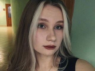 naked girl with webcam masturbating with sextoy DorthyZurkus
