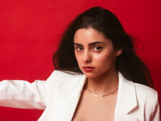 shaved pussy cam EmiliMua