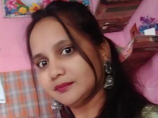 cam girl playing with sextoy EmiliaWalker