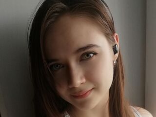 camwhore nude EmilieMollo