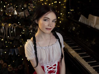 live webcam performer EmmaBlackwood