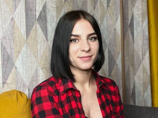 camgirl masturbating with vibrator EmmaLison