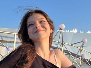 camwhore spreading pussy EthelShakoor