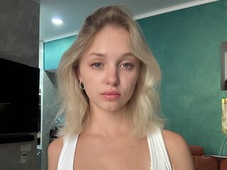 naked cam live EveMorrison