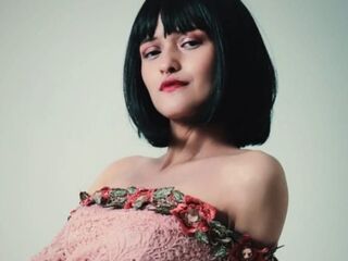 naughty cam bitch EvyThompson