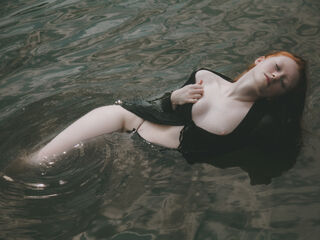 strip tease GingerNancy