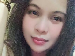 cam girl playing with vibrator HayateAnn