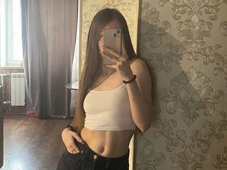 live webcam girl HilaryLukas