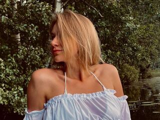 sexy webcamgirl pic InaStark
