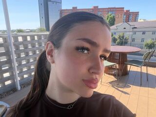 masturbating camgirl JanieWeyhrauch