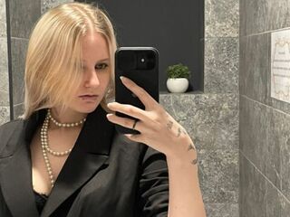 live chatroom JenaeMcquillen