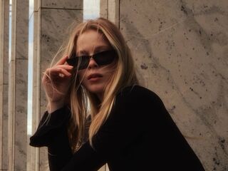 adult web cam JenaeWaneka