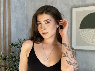 cam girl fingering JudyMoor