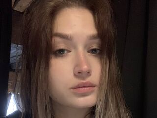 camwhore picture JulieannGomaz