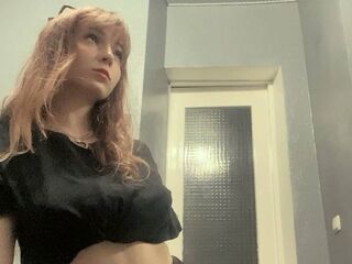 girl cam free KatheSanagustin
