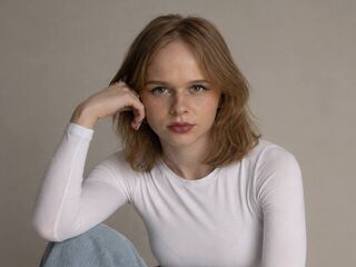 cybersex chat room KayleenElms