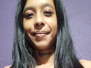 camgirl fingering shaved pussy KiaraSing