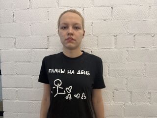 naked cam live KirstieSchiffert